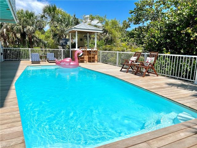 4490 Oyster Shell DR, Upper Captiva, FL 33924