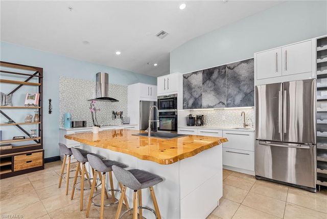 4490 Oyster Shell DR, Upper Captiva, FL 33924