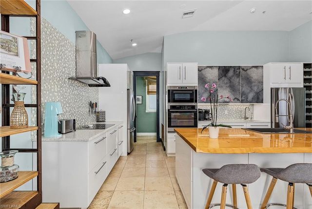 4490 Oyster Shell DR, Upper Captiva, FL 33924