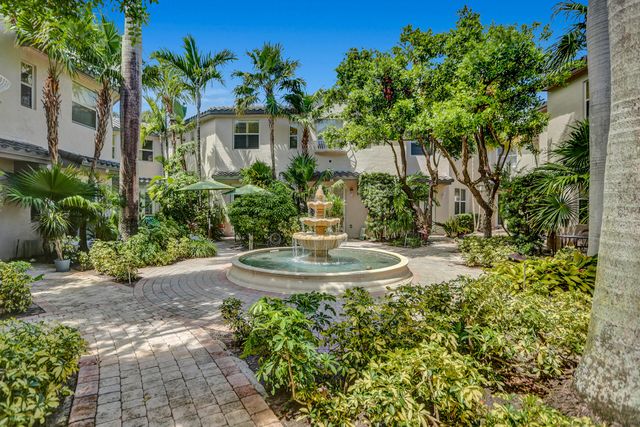 1900 Oceanwalk Ln Apt 115, Pompano Beach, FL 33062