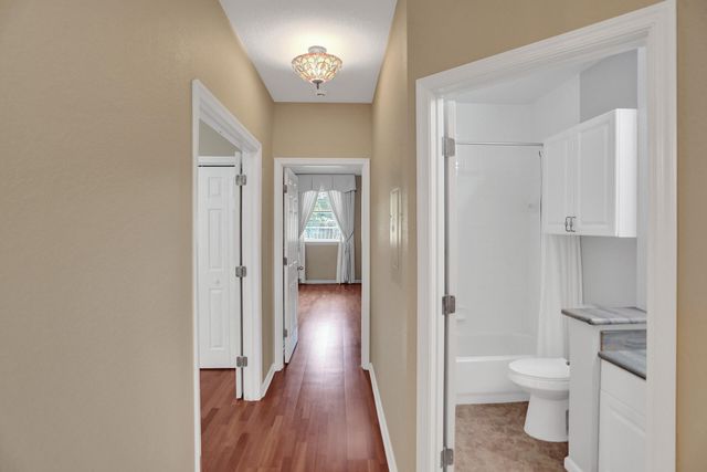 1900 Oceanwalk Ln Apt 115, Pompano Beach, FL 33062