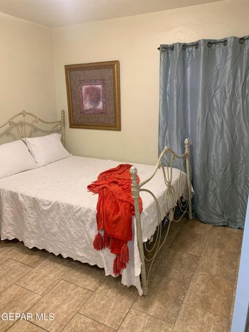 5909 TROWBRIDGE Drive, El Paso, TX 79905