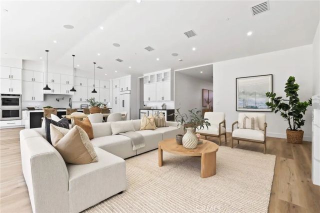 1801 Beryl Lane, Newport Beach, CA 92660