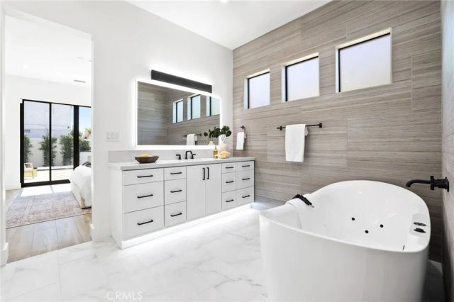 1801 Beryl Lane, Newport Beach, CA 92660
