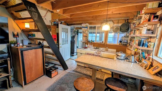 8 Deer Creek Drive, Waterville, WA 98858