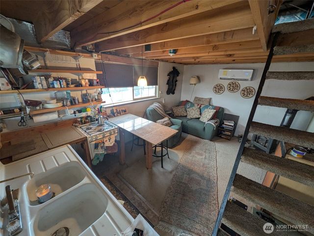 8 Deer Creek Drive, Waterville, WA 98858