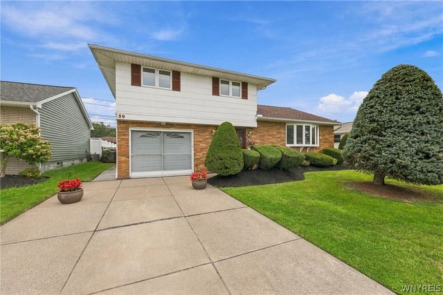 59 Fairoaks Lane, Cheektowaga, NY 14227