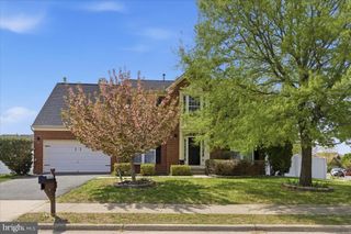 12232 PINEY LN, Remington, VA 22734