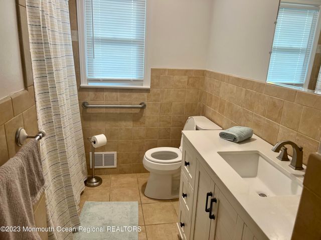 484 Branchport Avenue, Oceanport, NJ 07757