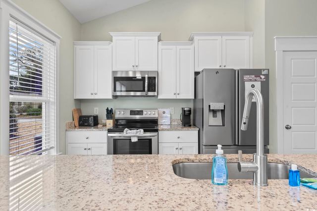 4363 Bayshore Dr., Little River, SC 29566