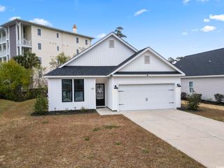 4363 Bayshore Dr., Little River, SC 29566
