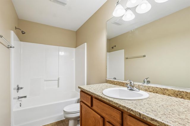 9370 Red Sunset Drive, West Des Moines, IA 50266