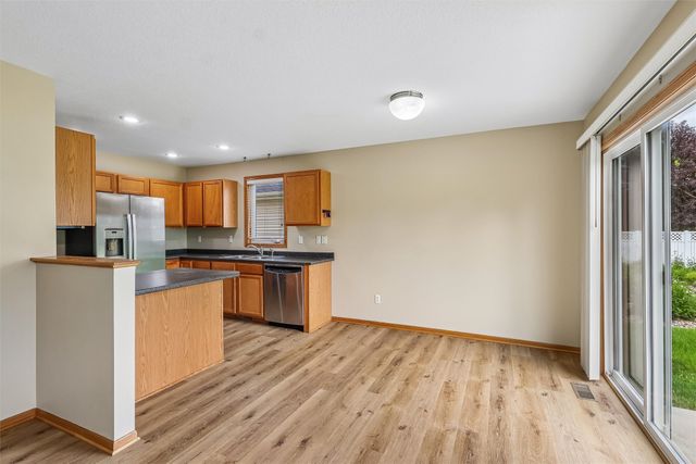 9370 Red Sunset Drive, West Des Moines, IA 50266