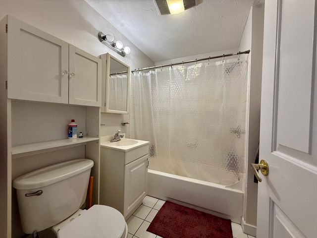 11 John Street 8, Attleboro, MA 02703