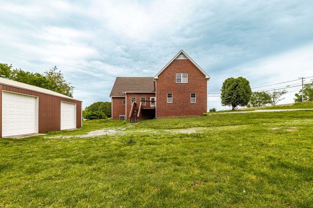 101 Oakland Dr, Gallatin, TN 37066