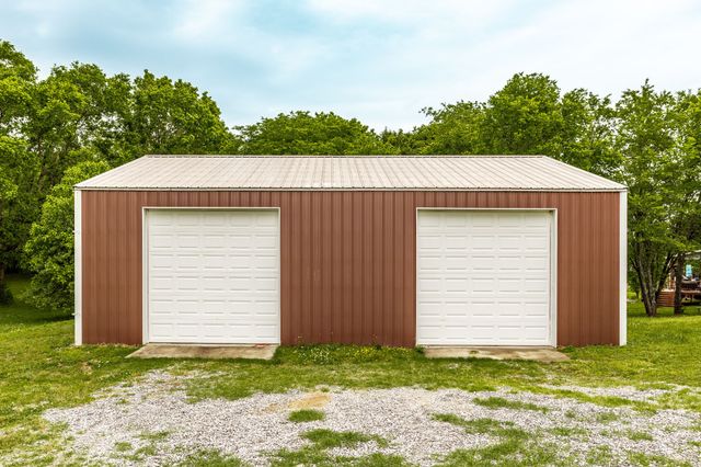 101 Oakland Dr, Gallatin, TN 37066