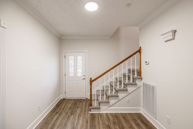 101 Oakland Dr, Gallatin, TN 37066