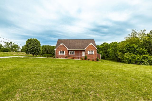 101 Oakland Dr, Gallatin, TN 37066