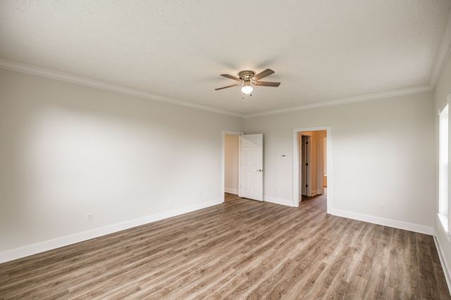 101 Oakland Dr, Gallatin, TN 37066