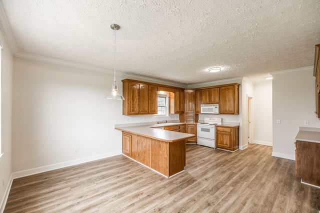 101 Oakland Dr, Gallatin, TN 37066