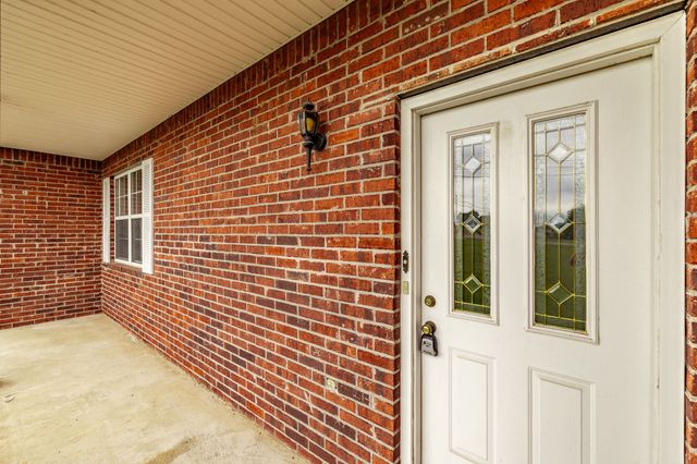 101 Oakland Dr, Gallatin, TN 37066