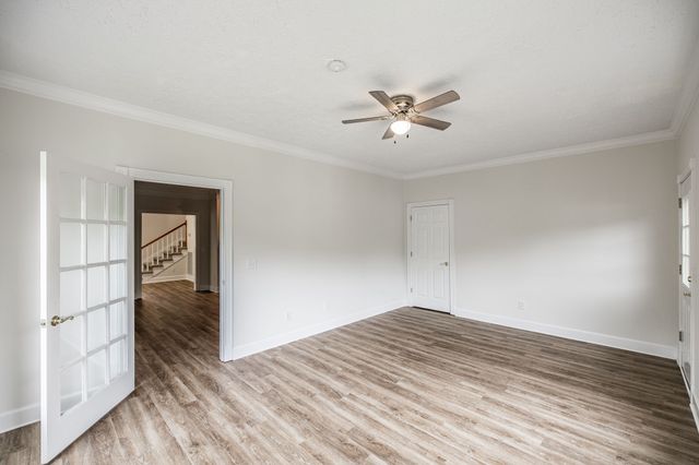 101 Oakland Dr, Gallatin, TN 37066
