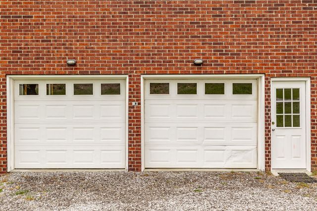 101 Oakland Dr, Gallatin, TN 37066