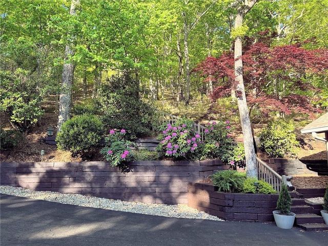 72 Wild Cherry Lane, Big Canoe, GA 30143