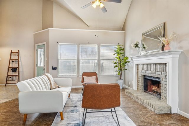 2012 Birch Bend, Mesquite, TX 75181