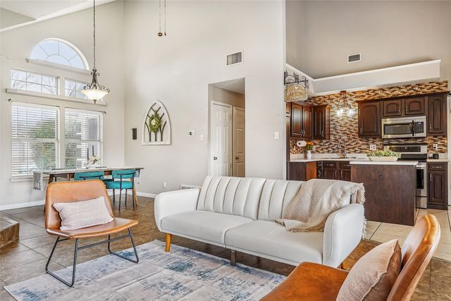 2012 Birch Bend, Mesquite, TX 75181