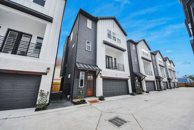 925 Fisher Street C, Houston, TX 77018