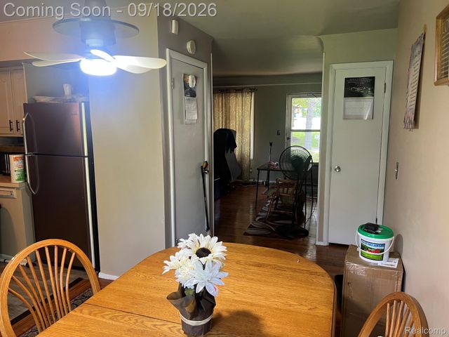 1490 Autumn Drive, Flint Charter Township, MI 48532