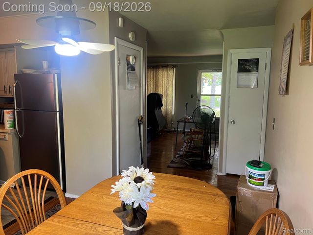 1490 Autumn Drive, Flint Charter Township, MI 48532