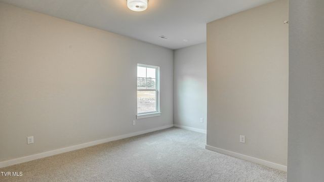 4178 Gambrel Oaks Street, Blountville, TN 37617