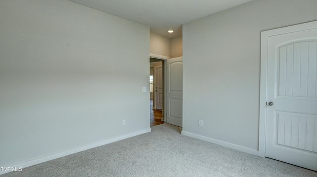 4178 Gambrel Oaks Street, Blountville, TN 37617