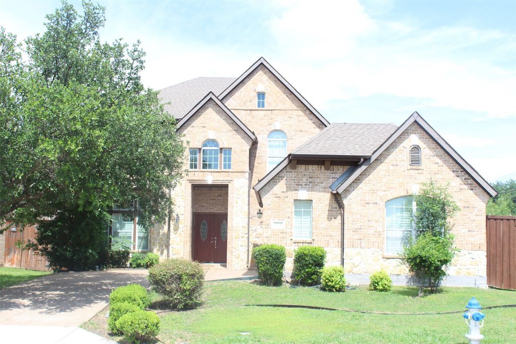825 Lotus Drive, Richardson, TX 75081