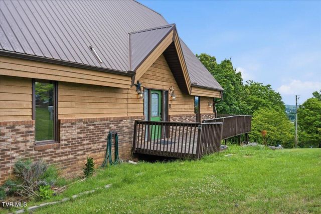 1027 Fain Avenue, Kingsport, TN 37660