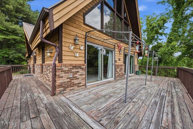 1027 Fain Avenue, Kingsport, TN 37660