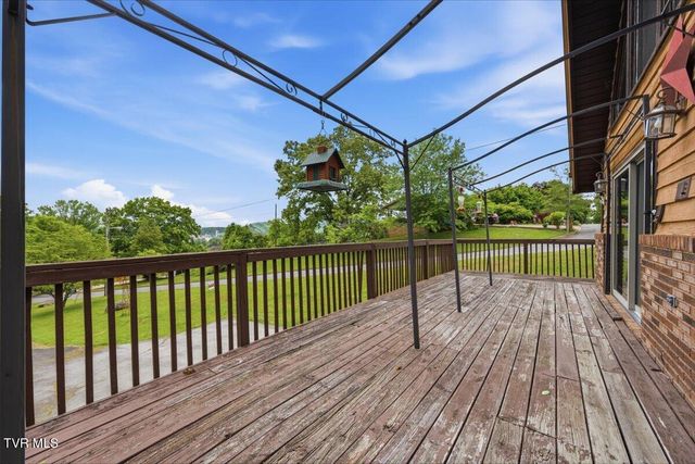 1027 Fain Avenue, Kingsport, TN 37660