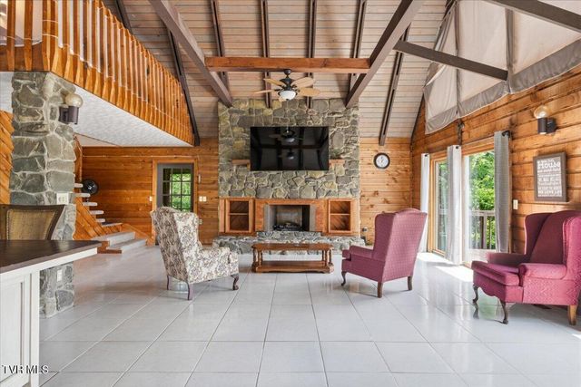 1027 Fain Avenue, Kingsport, TN 37660