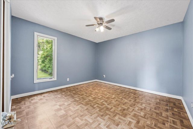 1027 Fain Avenue, Kingsport, TN 37660
