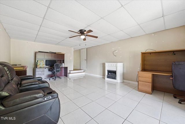 1027 Fain Avenue, Kingsport, TN 37660