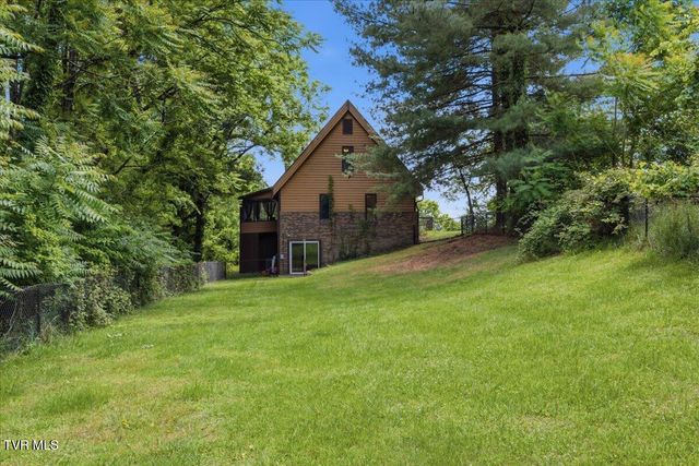 1027 Fain Avenue, Kingsport, TN 37660