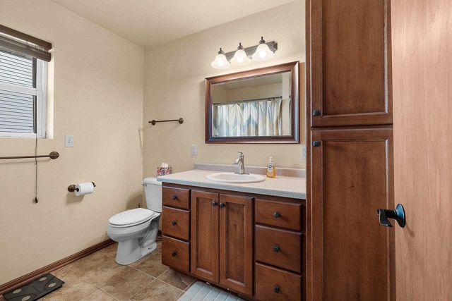 2182 W MELCORN CIRCLE, De Pere, WI 54115