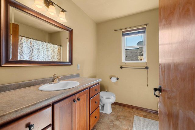 2182 W MELCORN CIRCLE, De Pere, WI 54115