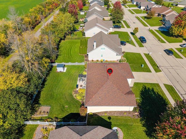 2182 W MELCORN CIRCLE, De Pere, WI 54115