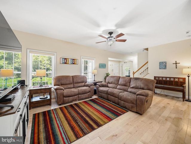 38 JERDONE ISLAND, Bumpass, VA 23024
