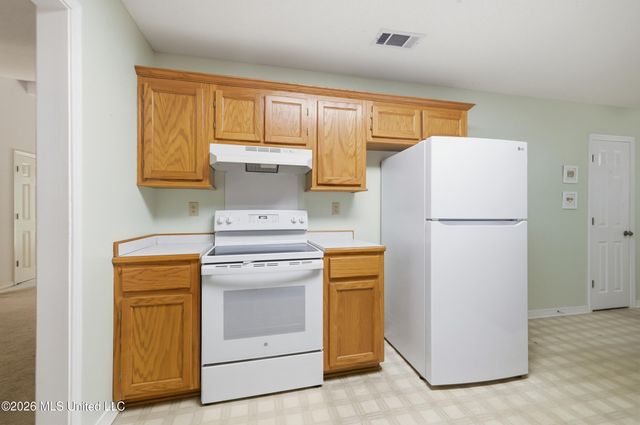 8854 Kipapa Way, Diamondhead, MS 39525