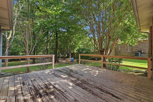 8854 Kipapa Way, Diamondhead, MS 39525
