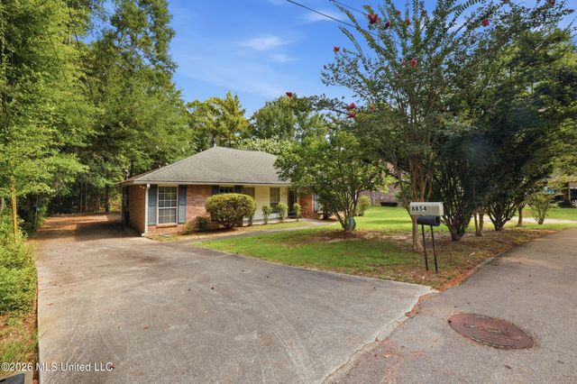 8854 Kipapa Way, Diamondhead, MS 39525